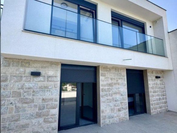 Duplex Apartment for Rent Tivat